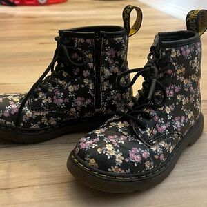 Floral Black Lace-Up Boots